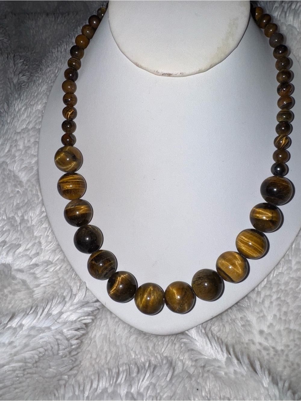 Stunning Graduated Tiger's Eye Beaded Necklace, 20"